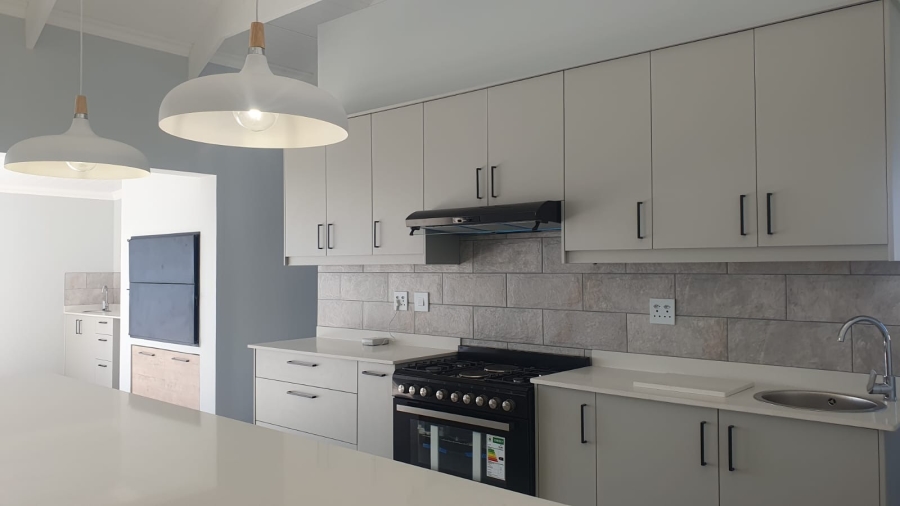 4 Bedroom Property for Sale in Da Gama Bay Western Cape